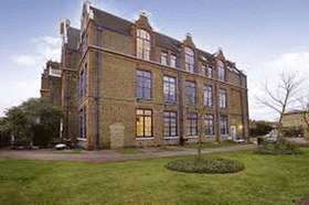 2 Bedroom Flat